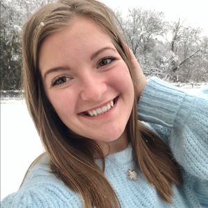 Meet your Posher, Desireé